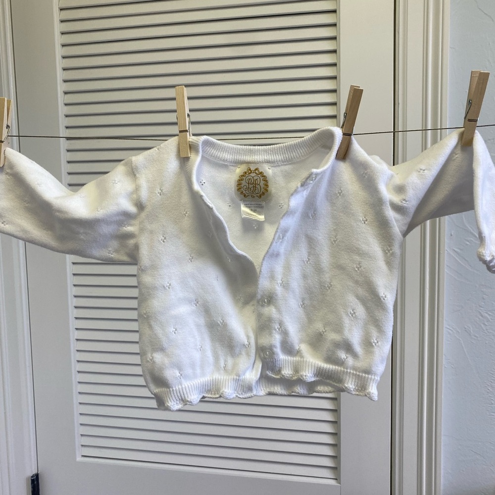 🎀 TBBC White Sweater 🎀